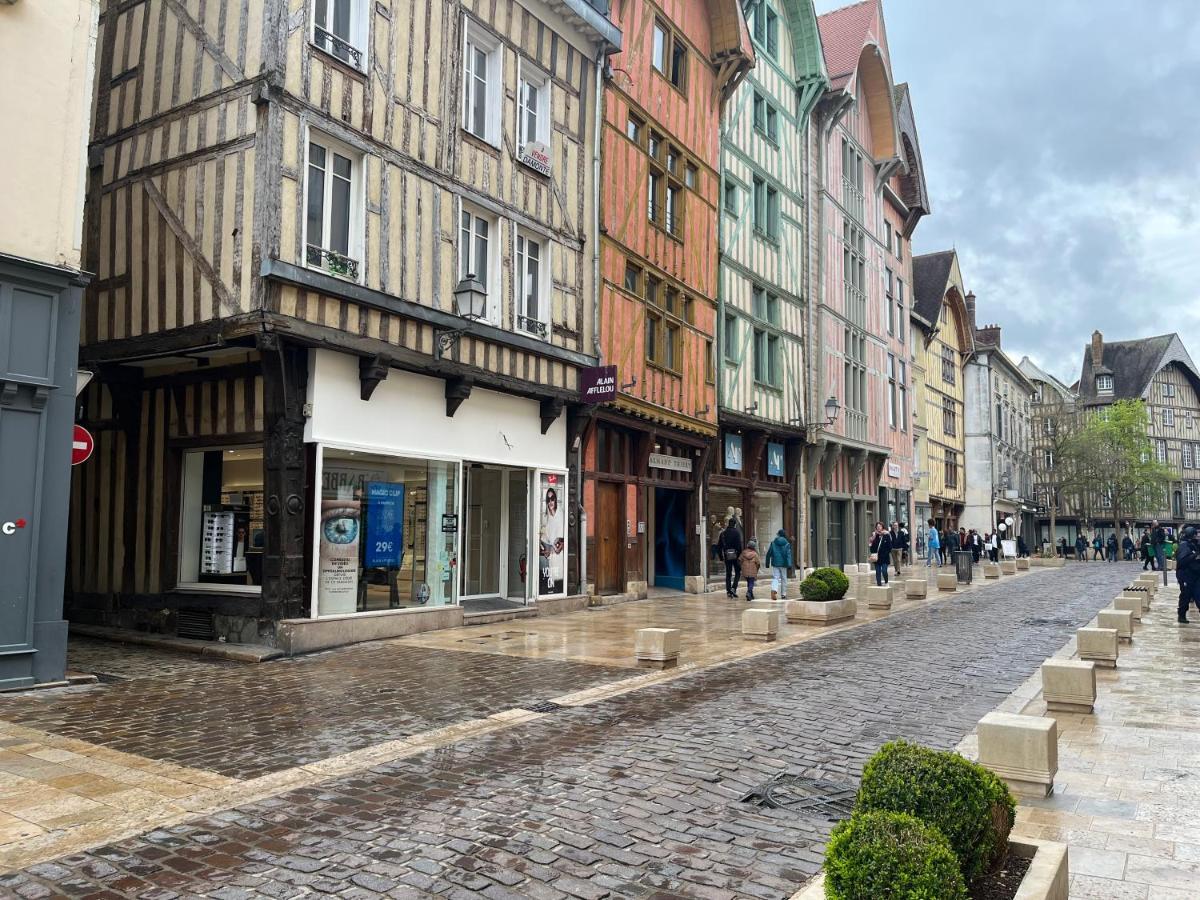 Apartmán Coeur De Bouchon Troyes Exteriér fotografie
